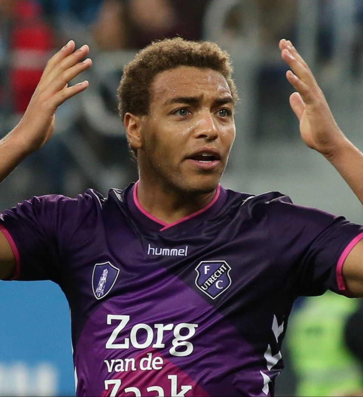 Mercato ASSE: Cyriel Dessers, l’attaquant des rangers dans le viseur des verts